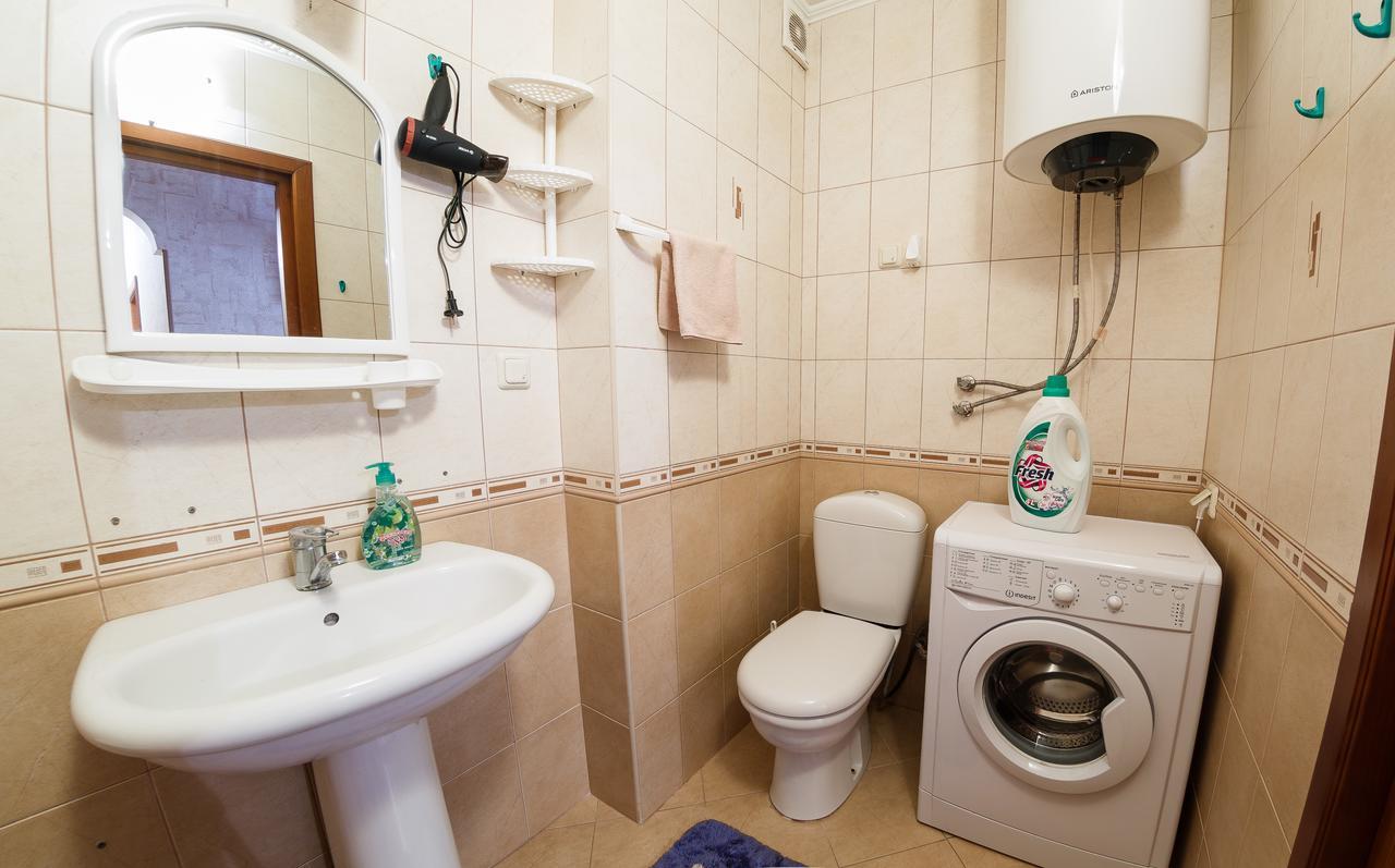 Clean And Comfortable Apartments On Karl Marx Street Tiraspol Extérieur photo
