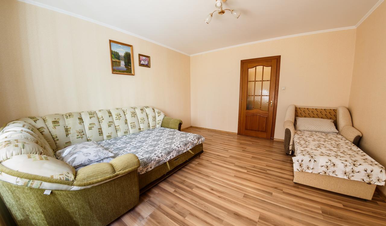 Clean And Comfortable Apartments On Karl Marx Street Tiraspol Extérieur photo